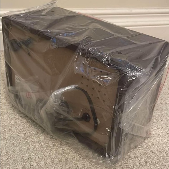 Looptone Radio and Bluetooth Speaker (NEW) - Picture 4 of 5